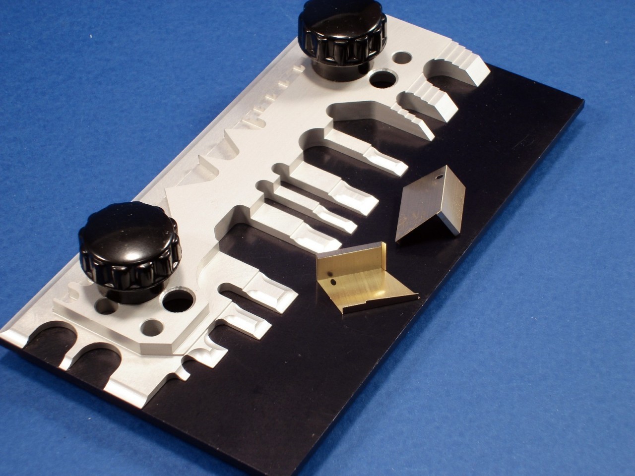 Hold and Fold Workstation 140mm (5.5" 5 Speed)