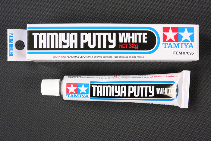 Buy Tamiya Putty (White) online for 4,95€