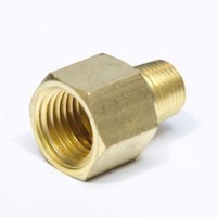 Hose adaptor 1/8" male to 1/4" female