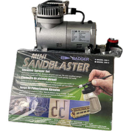 Sandblaster and Mini Air Compressor Kit